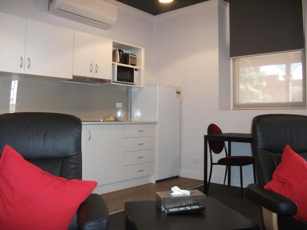 ברוקן היל Daydream Motel And Apartments מראה חיצוני תמונה