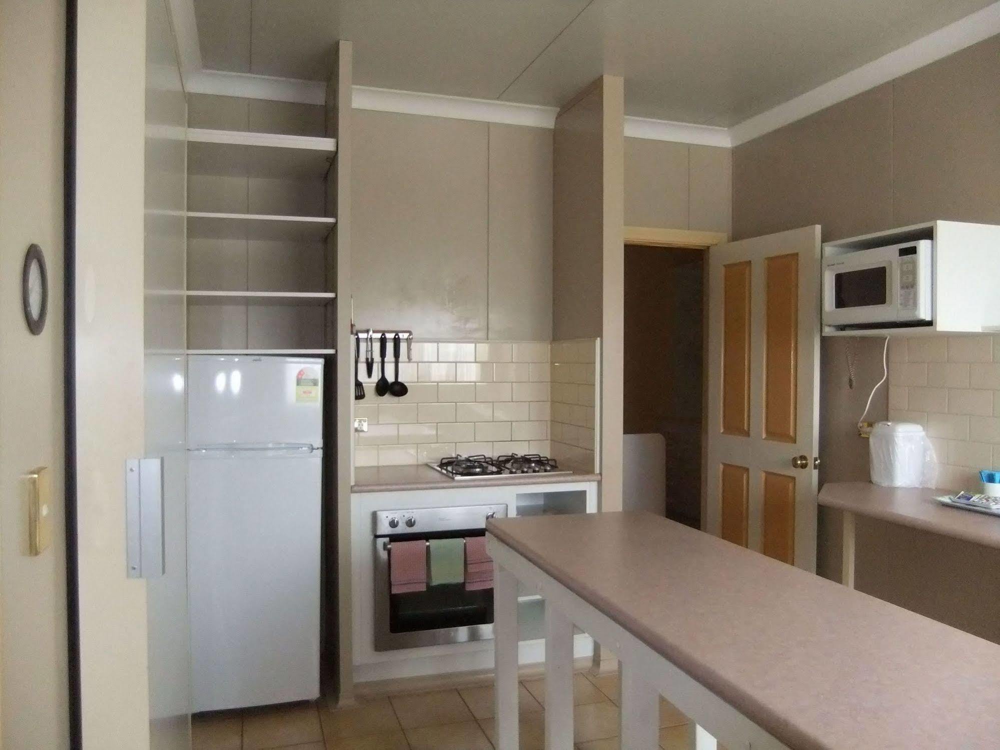 ברוקן היל Daydream Motel And Apartments מראה חיצוני תמונה